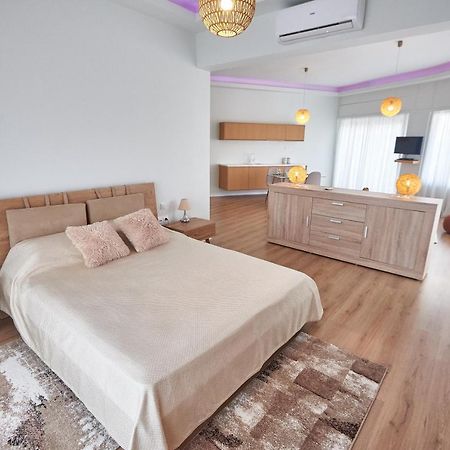 The El Greco Spirit Meets The Athenian Luxury Apt1 Eksteriør billede