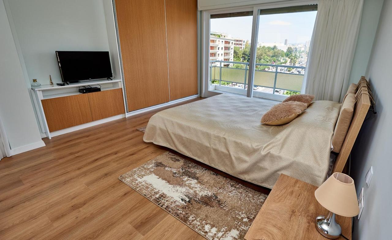 The El Greco Spirit Meets The Athenian Luxury Apt1 Eksteriør billede